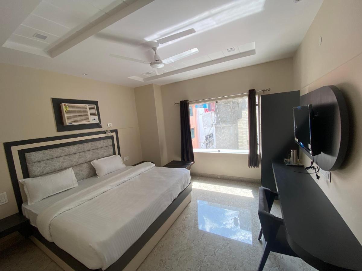Hotel Blue Sky Haridwar Ngoại thất bức ảnh
