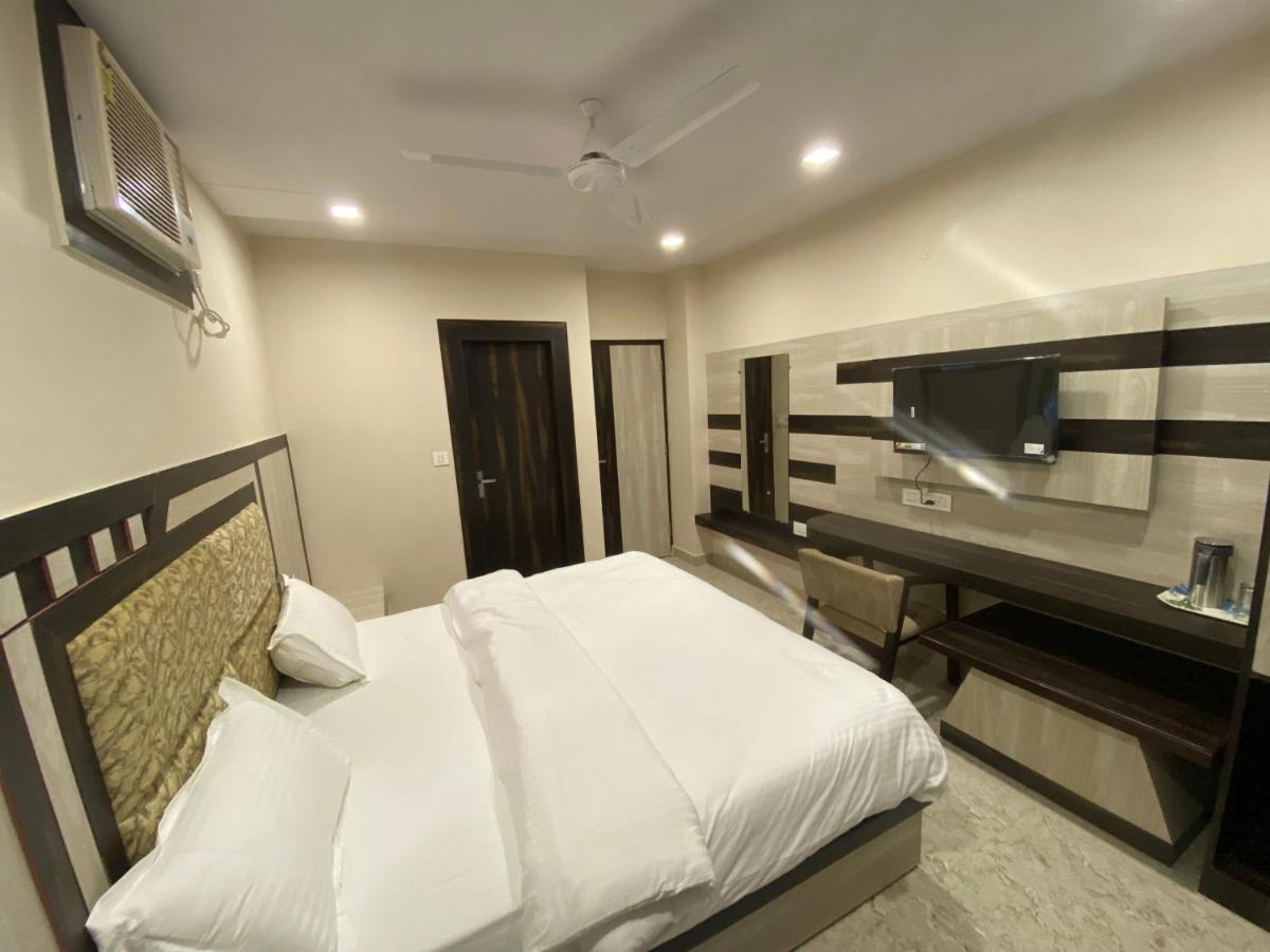Hotel Blue Sky Haridwar Ngoại thất bức ảnh