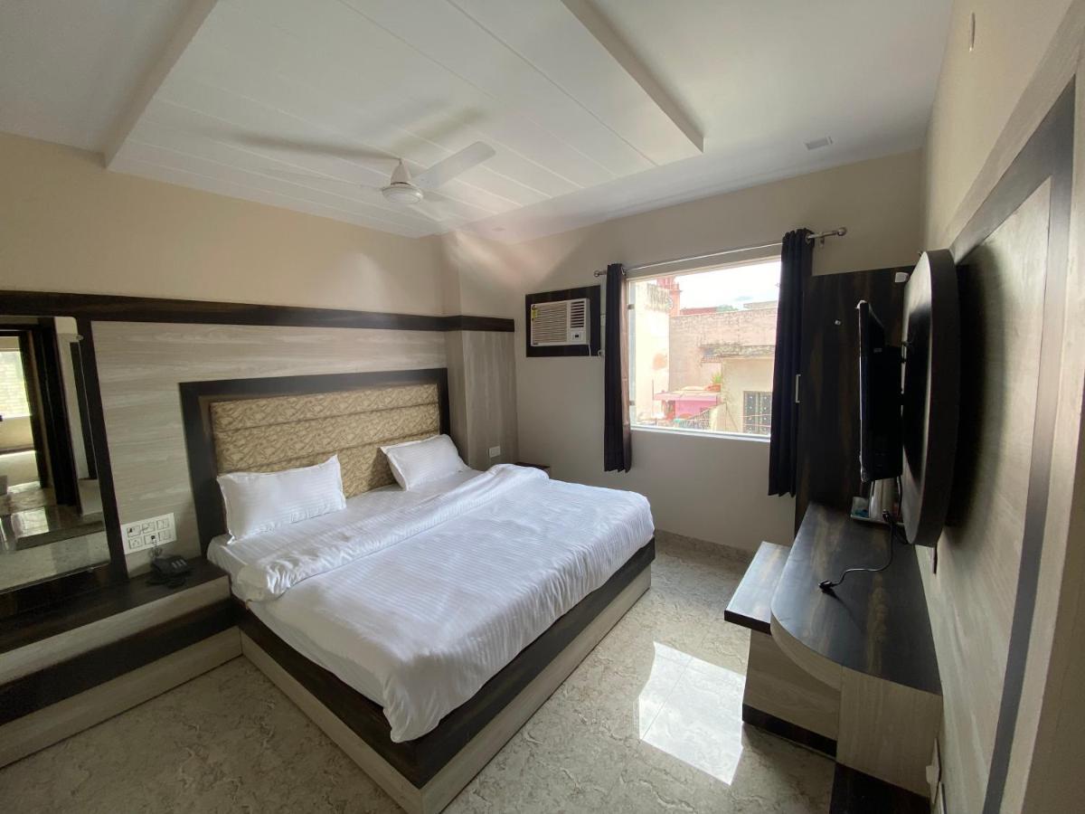 Hotel Blue Sky Haridwar Ngoại thất bức ảnh
