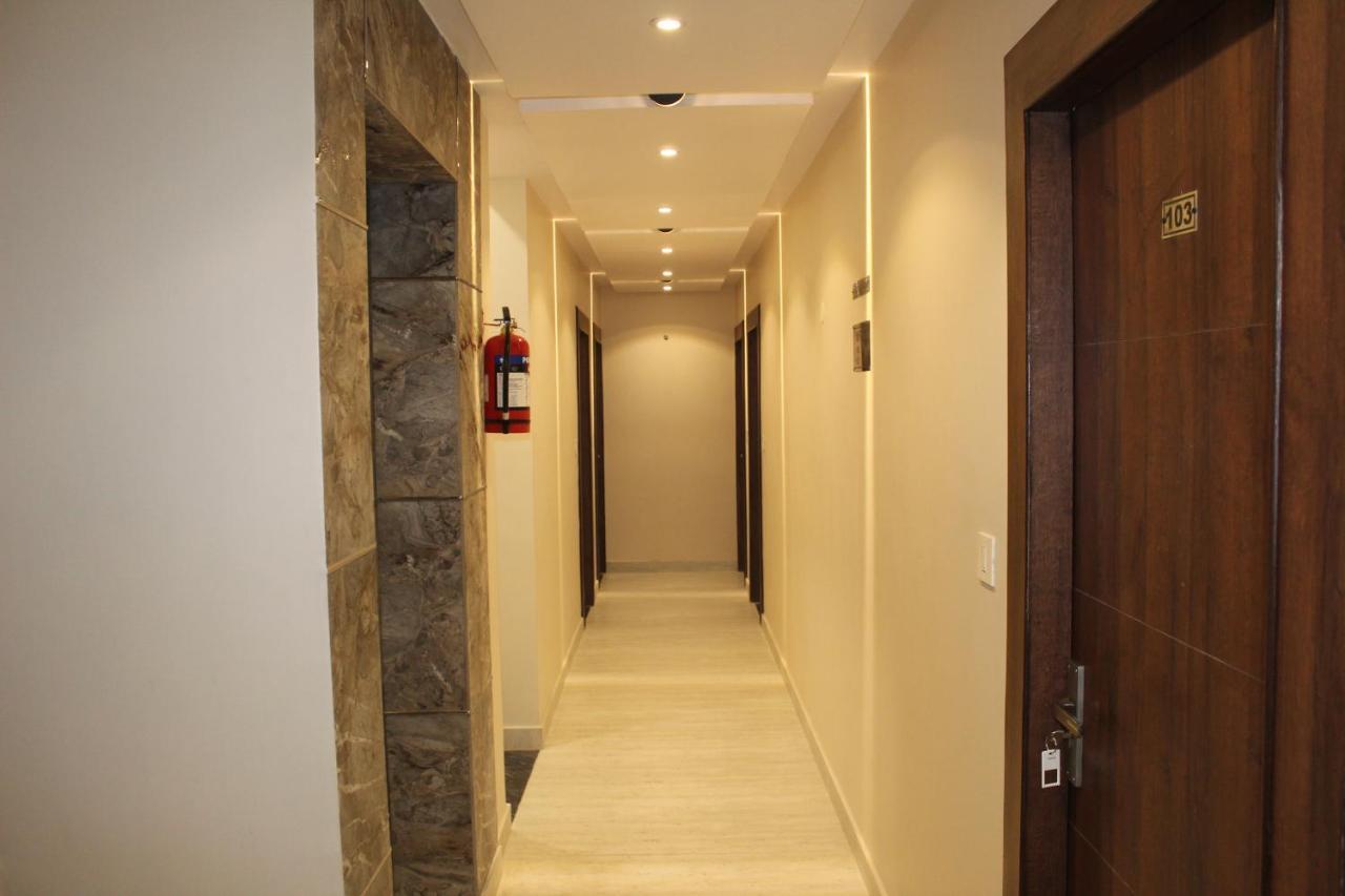 Hotel Blue Sky Haridwar Ngoại thất bức ảnh