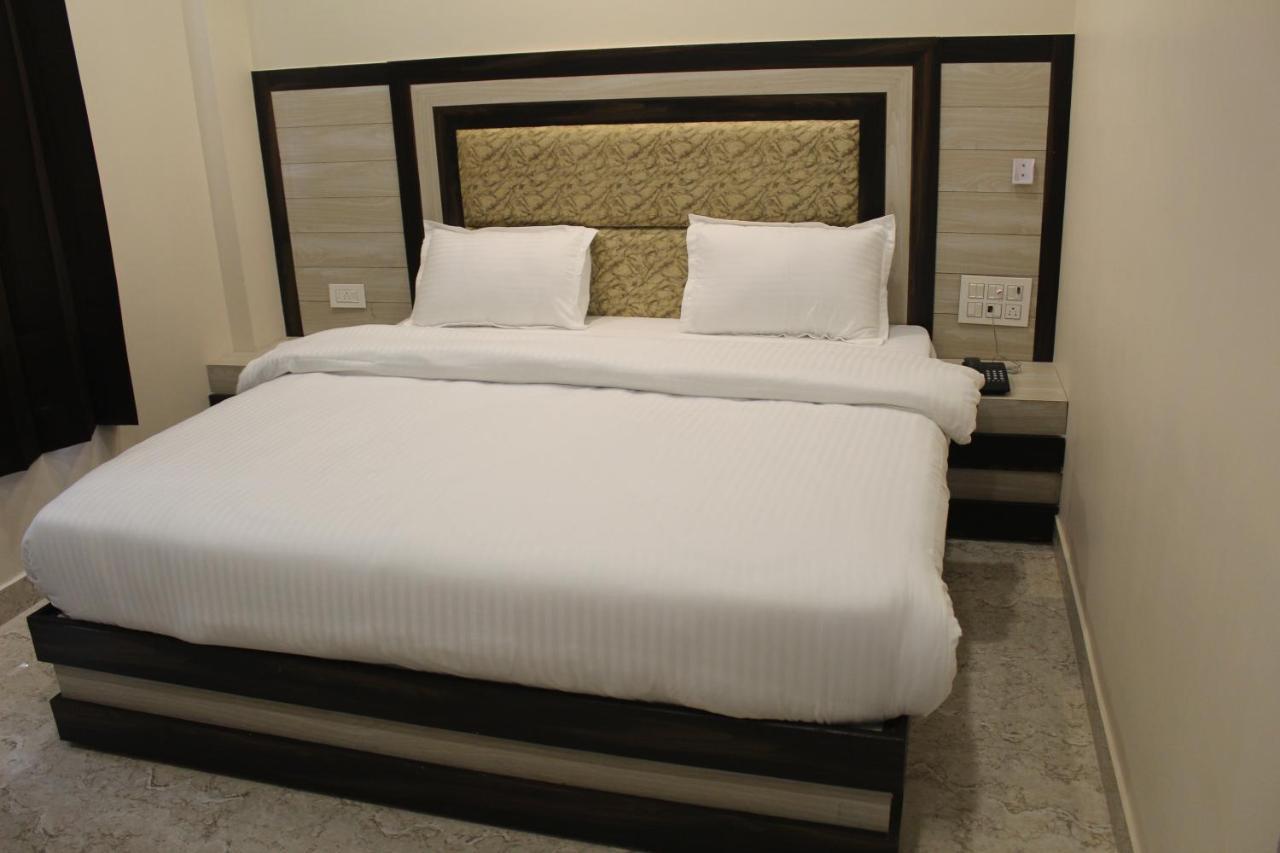 Hotel Blue Sky Haridwar Ngoại thất bức ảnh